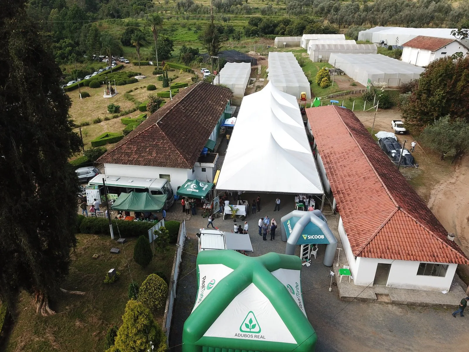 Mostra tecnológica apresenta equipamentos e insumos para a olivicultura durante etapa presencial do Azeitech 1 Mostra Tecnologica